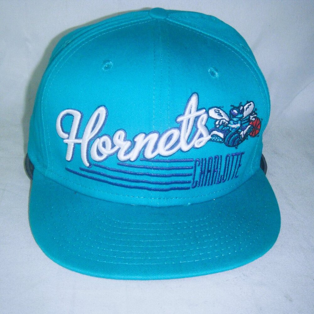 Charlotte Hornets Snapback ball cap